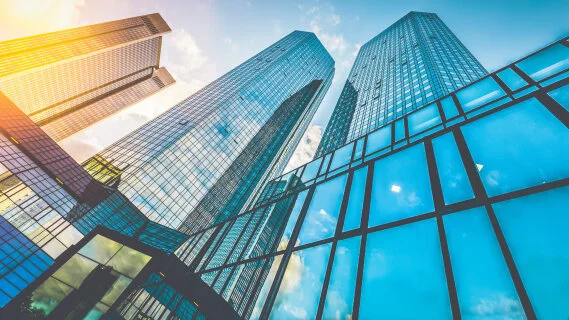 L’investissement en immobilier d’entreprise dévisse, mais les bureaux prime gardent la cote