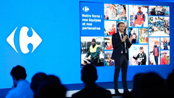 Carrefour 2030 : que retenir du nouveau plan stratégique d’Alexandre Bompard ?