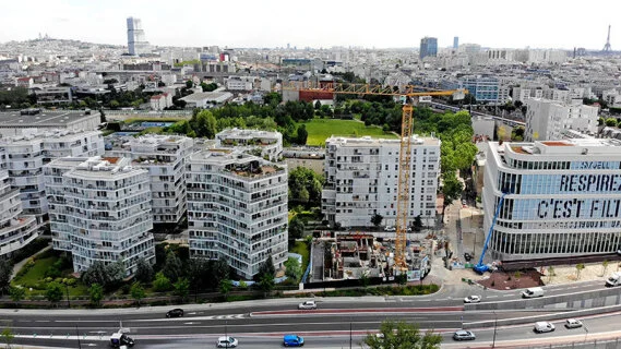 Bureaux vacants et crise du logement : la reconversion peut-elle être la solution ?