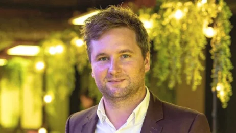 Julien Cyr (Holberton School) : « l’informatique s’apprend en faisant »