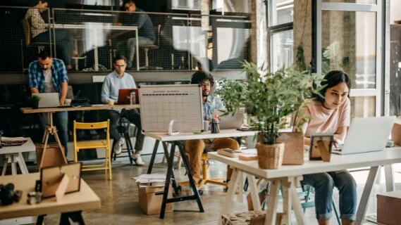 Espaces de travail: les attentes des jeunes vis-à-vis de leur bureau