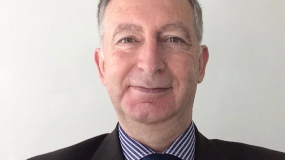 Michel Augé veut aligner les process achats groupe Crédit Agricole sur le label RFAR