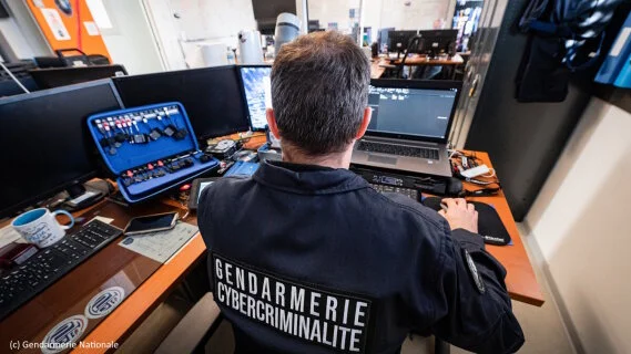 ComCyberMI : extension du domaine de la cyber-lutte