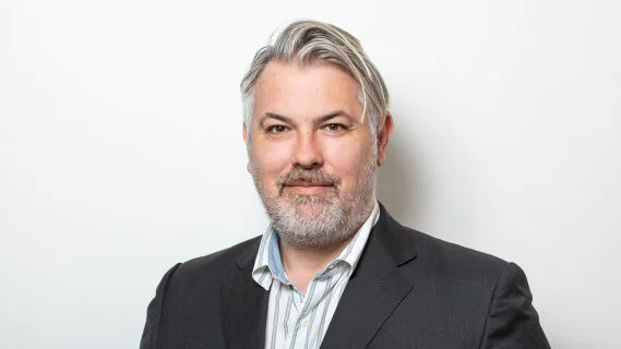 Le Centre national de la fonction publique territoriale nomme Franck Barrailler à la tête des achats