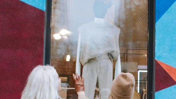 Commerce omnicanal en France : quelles sont les attentes et les comportements des consommateurs ?