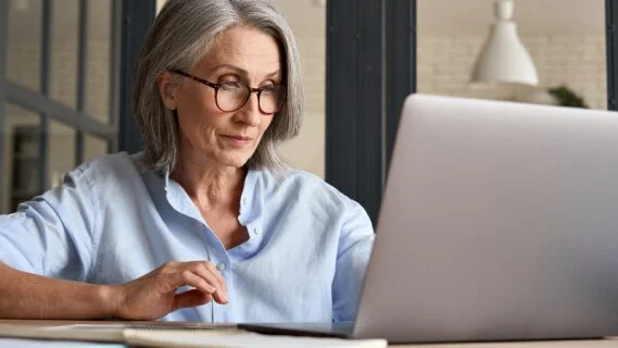 Comment ne plus sacrifier les seniors ? Les premières pistes du Gouvernement