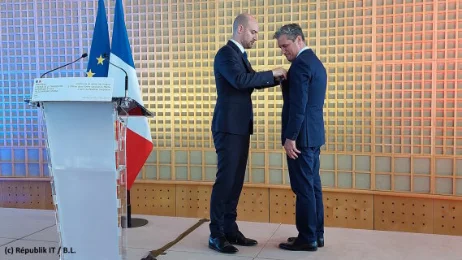 Henri d'Agrain élevé au grade d'officier de l'Ordre national du Mérite