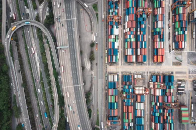 Industrie et logistique : deux signaux d’alerte pour la compétitivité française et européenne