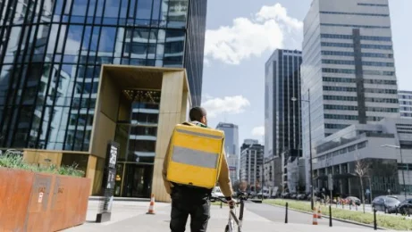 Royaume-Uni : les livreurs Deliveroo ne sont pas des salariés, selon la Cour suprême