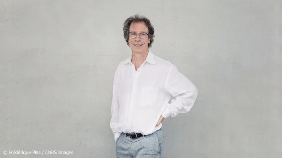 Stéphane Mallat : une médaille d’or du CNRS pour la data et l’IA
