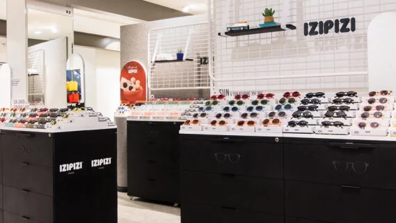 Izipizi veut réduire de 50 % l’empreinte carbone de ses lunettes