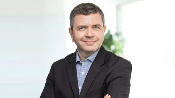 Lionel Lemoine (Adobe) : « l’IA ne peut pas nous dire quoi faire mais nous dit où regarder »