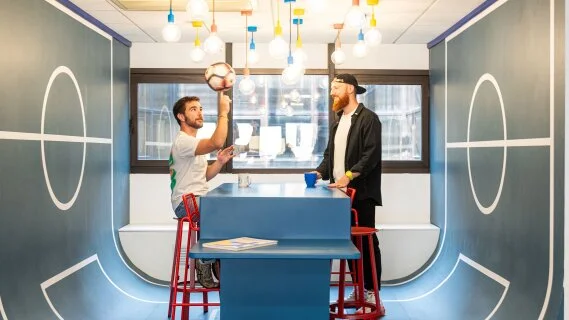 Avec ses nouveaux bureaux, la FFF veut jouer le titre du meilleur cadre de travail