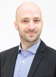 Christophe Cabrol (bioMérieux) : "Notre communication est soumise à un environnement réglementaire"