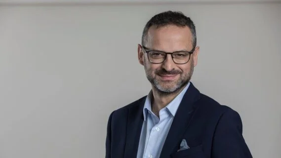 Un nouveau patron pour Castorama France et une nouvelle gouvernance chez Kingfisher