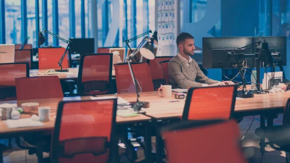 Retour au bureau : les entreprises européennes ne désarment pas