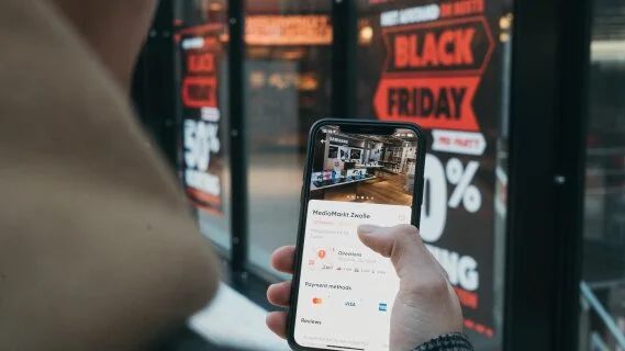 Comment les marques ont communiqué lors du Black Friday 2023