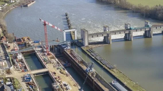 Après deux années de repli, le transport de fret fluvial a retrouvé des couleurs en 2024