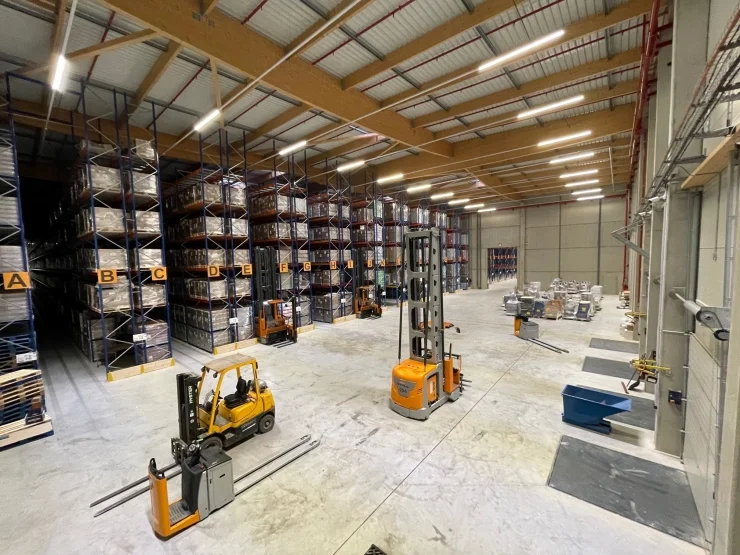En bref : Mercedes-Benz, Boréal Logistics, Valois Emballages