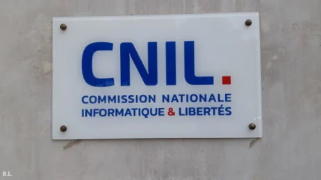 La CNIL aide les entreprises à garantir la licéité de leurs projets IA