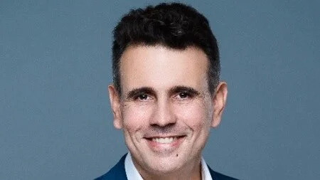 Julien Victor devient directeur général de Tennaxia