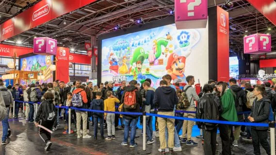 Manette en main et baskets aux pieds : les coulisses de la Paris Games Week 2024
