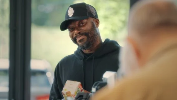 Lidl s’offre Djibril Cissé dans sa nouvelle campagne de publicité
