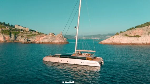 Art Explora, premier festival itinérant à bord d’un bateau-musée en Méditerranée