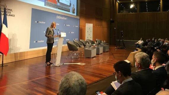 Il y a loin de la (re)localisation industrielle à la (re)localisation d’achats