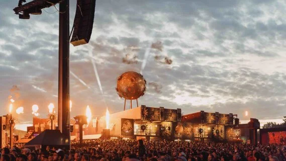Nouvelle partition pour le Hellfest qui entre dans le Web3