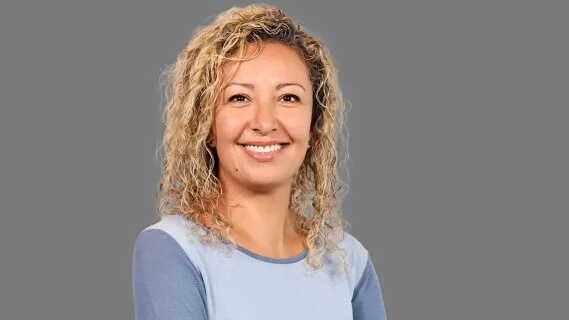 Amel Boubaaya rejoint Renault Group en tant que directrice de la Communication de la marque Alpine
