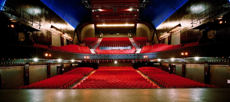 Salle de spectacle et gestion des risques : plongée au cœur de l’Olympia